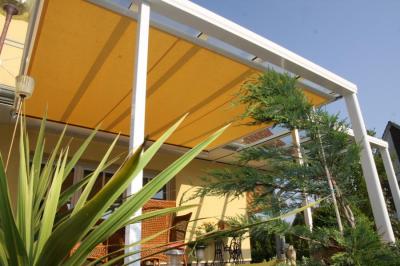berdachungen mit Beschattung